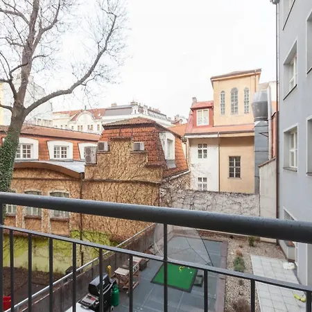 Life Masna Prague